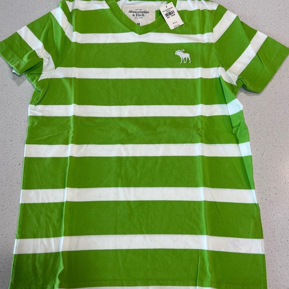Boys M Abercrombie & Fitch short sleeve T-shirt.  Bold green and white stripes.